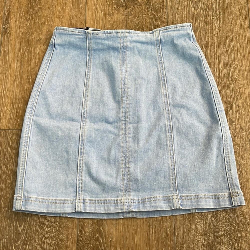 denim skirt